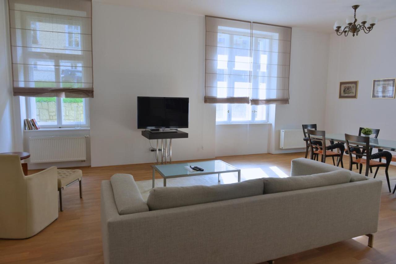 Kolonada Luxury 2 Bedroom Apartment Snezka Mariánské Lázně Exterior foto